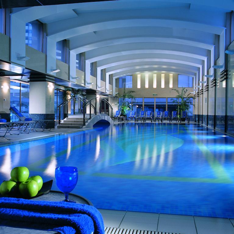 Shanghai Centre Serviced Apartment Exteriör bild